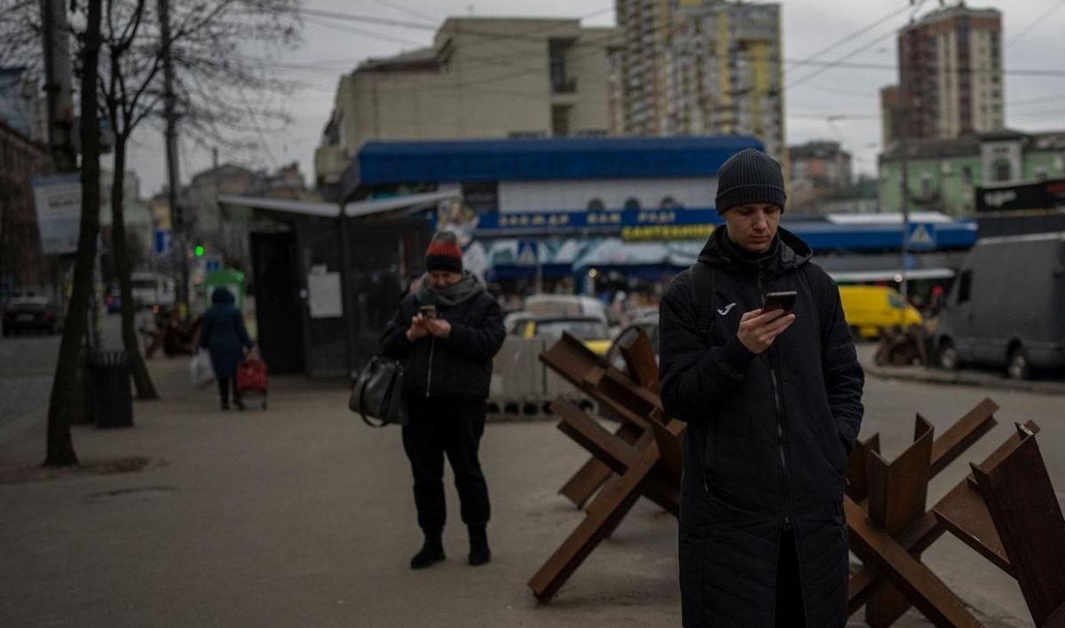 Bloomberg снова указал на рост уныния среди украинского населения