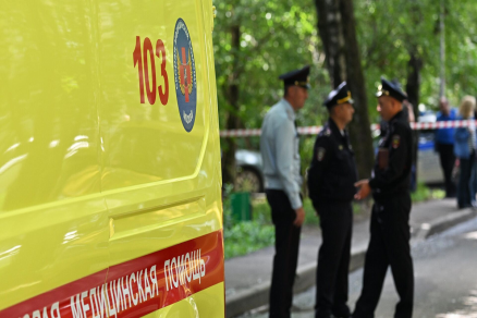 В Иркутске на АЗС в автомобиле нашли тела трех мужчин