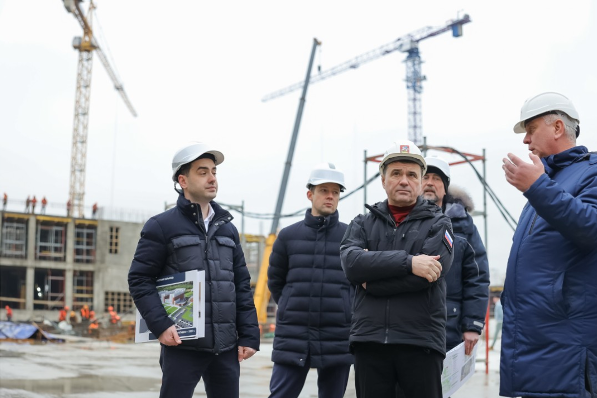 В Балашихе продолжается строительство областной больницы на 1123 места