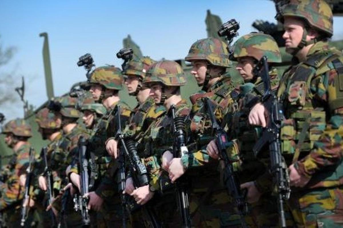 Минобороны Бельгии не исключает вывод войск на улицы страны в 2025 году