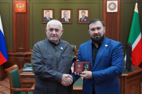 Спикер Парламента ЧР Шаид Жамалдаев награжден медалью «Заслуженный правозащитник Чеченской Республики»