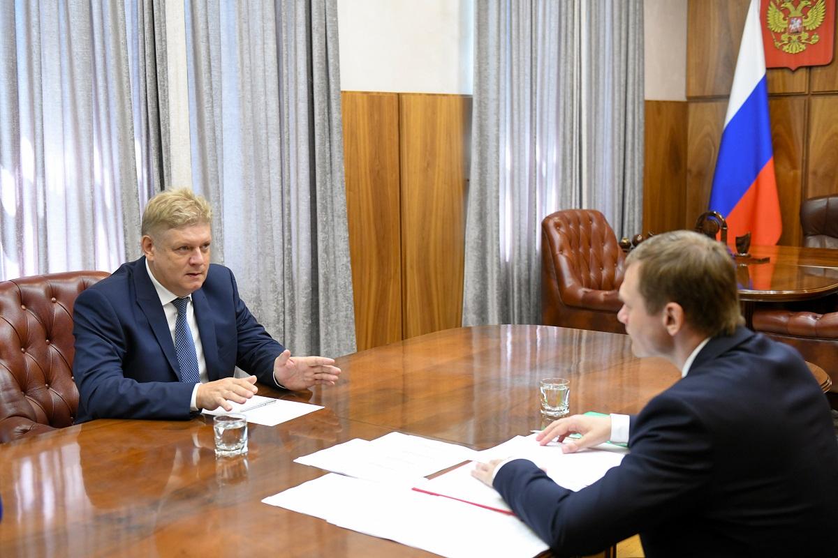 ГСМ, тепло и налоги: Серышев и Коновалов нашли точки роста для Хакасии