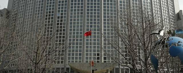 Китай пообещал США жёсткий ответ на вмешательство в дела Гонконга