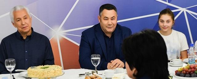 Игорь Руденя и волонтеры определили несколько направлений развития волонтерства в регионе