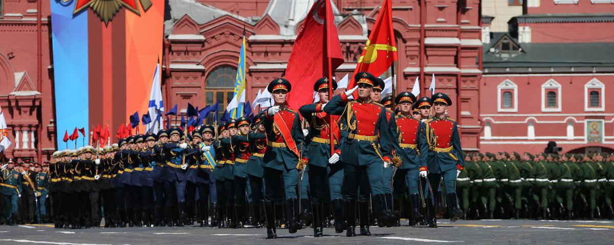 Власти 13 российских городов отменили парад Победы из-за коронавируса
