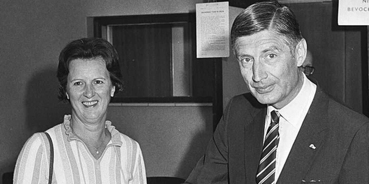 Бывший премьер-министр Нидерландов Дрис ван Агт вместе с женой ушли из жизни