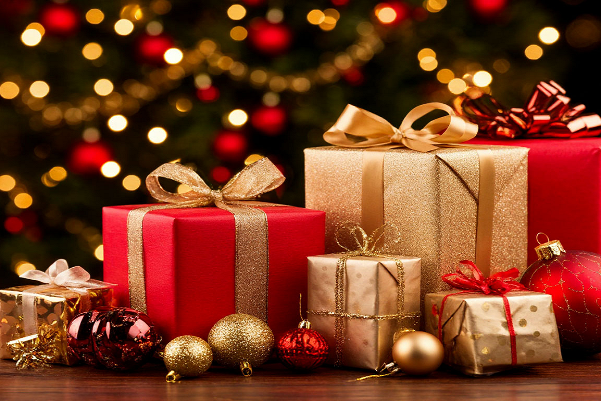 Адвокат Пивоваров предупредил, что новогодние подарки могут расцениваться как взятка