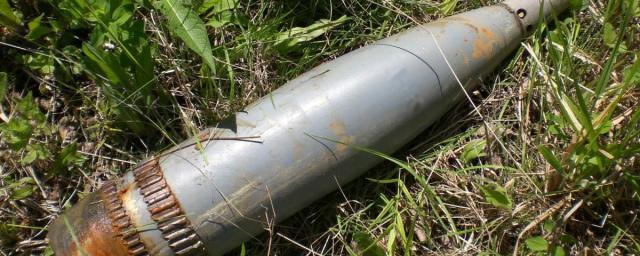 В Крыму мужчина нашел в лесу ракеты к системе «Град» и решил их разобрать