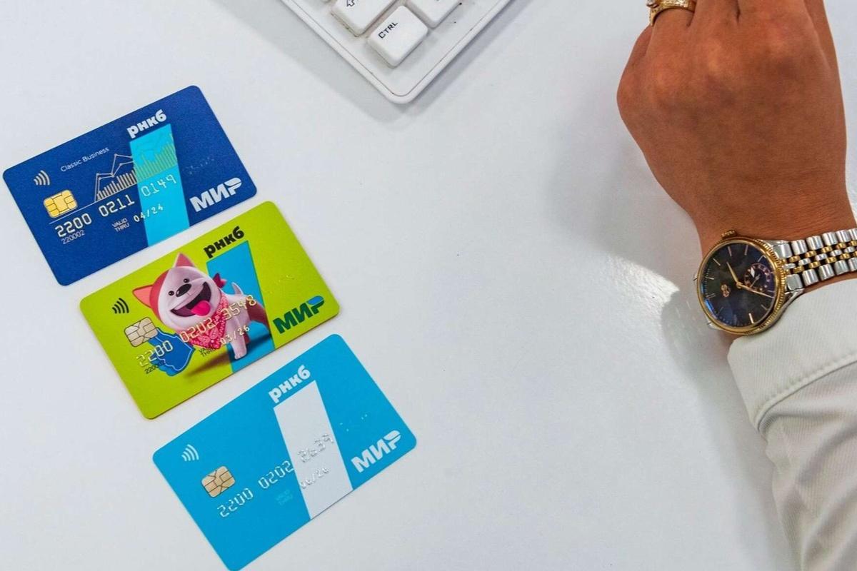 За месяц в Тюменской области число выданных кредитных карт упало на несколько тысяч