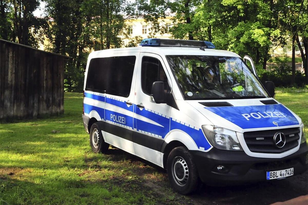 Более 40 могил повредили на исламском кладбище в Германии