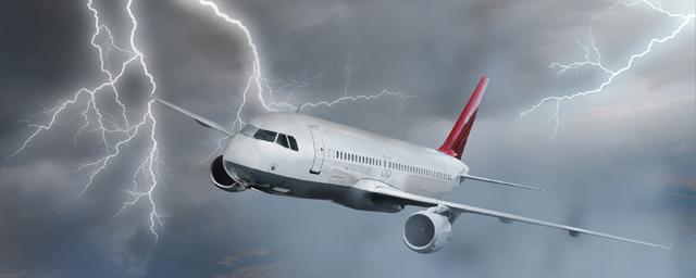 Lightning struck an airplane flying from Milan to Naples