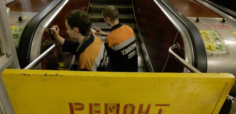 Для замены эскалаторов на 14 месяцев закроют станцию «Фрунзенская»