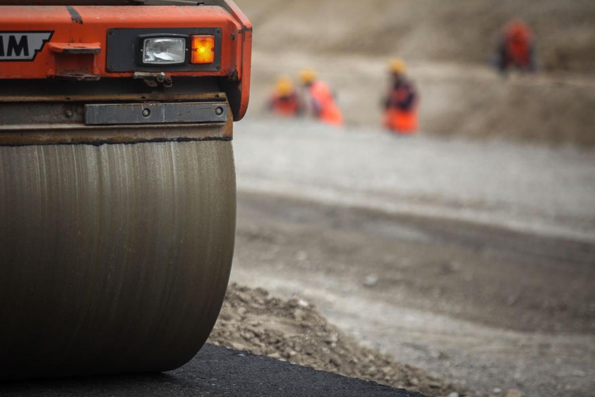 Федеральную трассу А-122, идущую через Новгородскую область, за три года полностью приведут в порядок