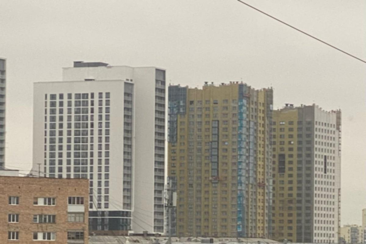 Рынок новостроек Екатеринбурга вышел на беспрецедентный уровень нереализованных квартир