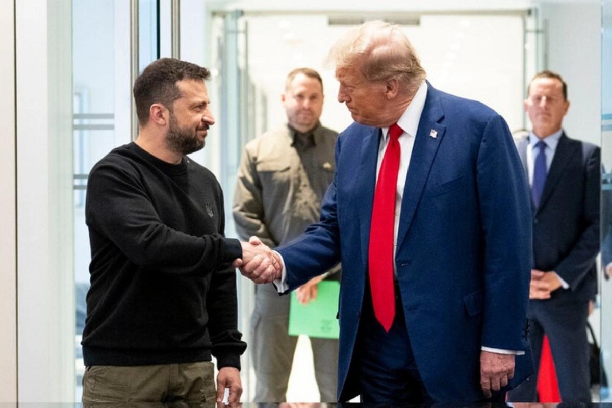 Медведев заявил, что «ряженая кукла» Зеленский попал в неприятную ситуацию