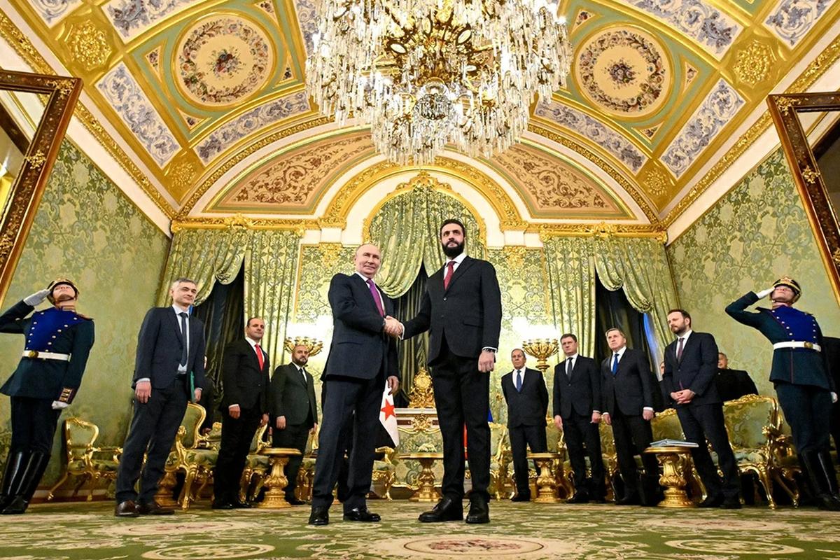 На фоне кризиса: Москва и Дамаск ищут пути стабилизации обстановки в Сирии