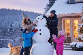Фитнес-тренеры: час лепки снеговика сжигает до 300 калорий