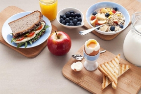 Диетолог Журавлева рассказала, какие блюда лучше всего употреблять на завтрак