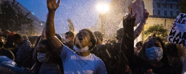 В Вашингтоне массовые протесты переросли в беспорядки