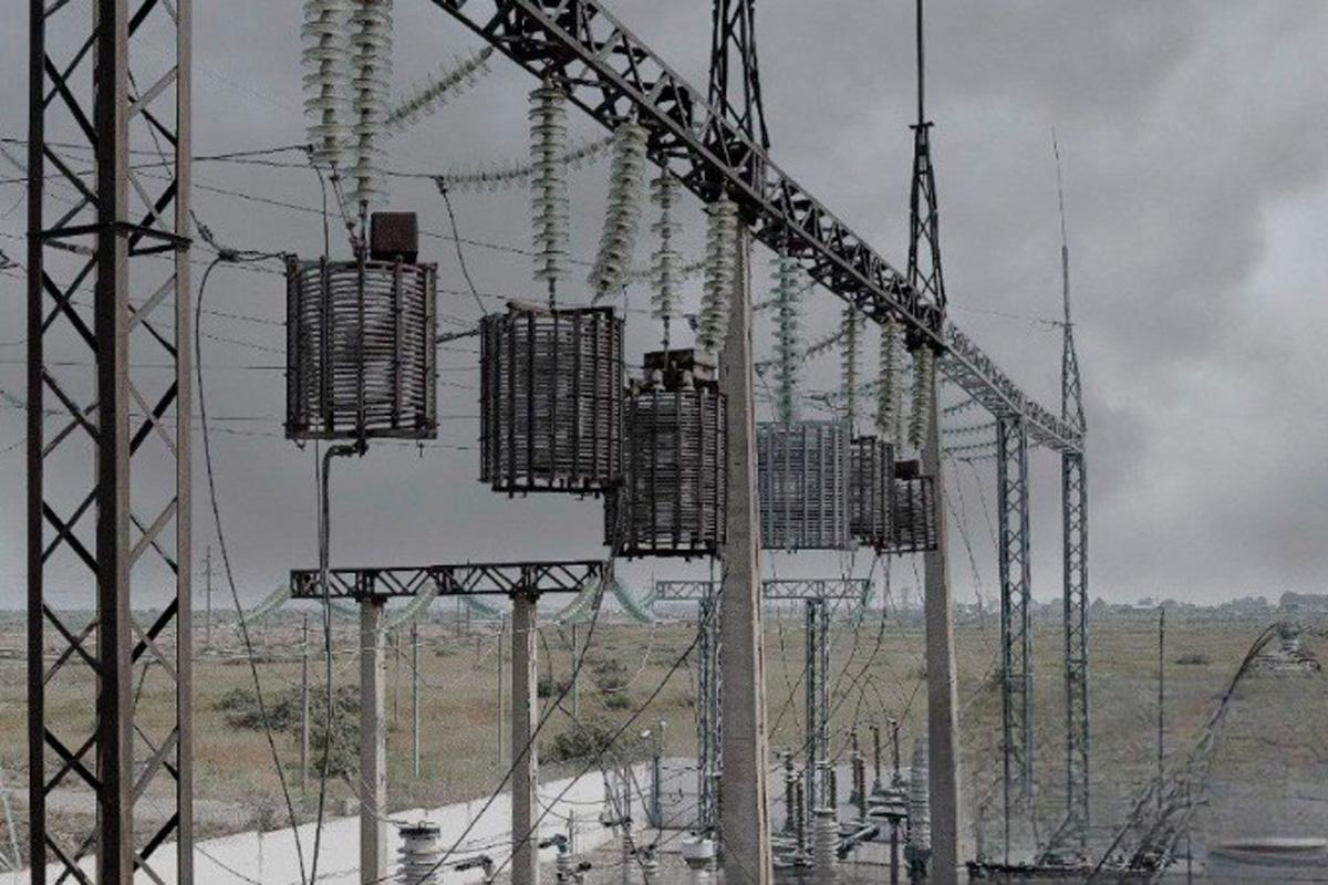 Астраханские энергетики переведены в режим повышенной готовности из-за шторма