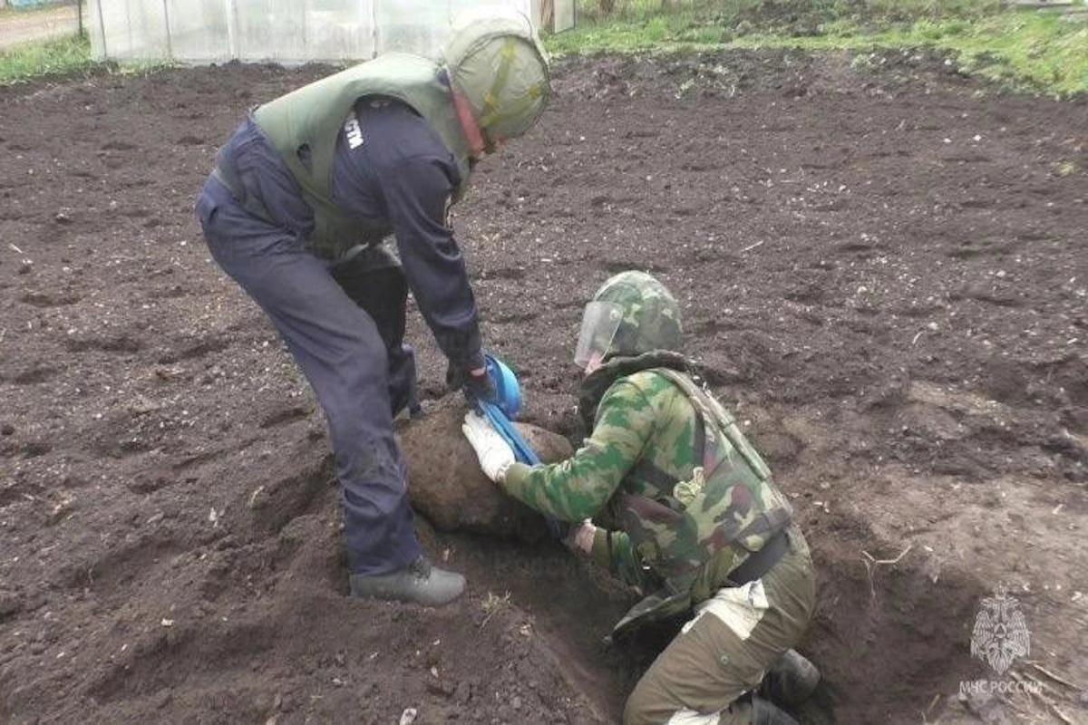 В Орловской области уничтожили 32 боеприпаса времён Великой Отечественной войны