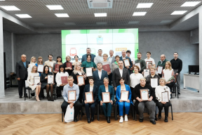 В Самаре наградили лучших водителей и кондукторов в преддверии Дня работника автомобильного и городского пассажирского транспорта