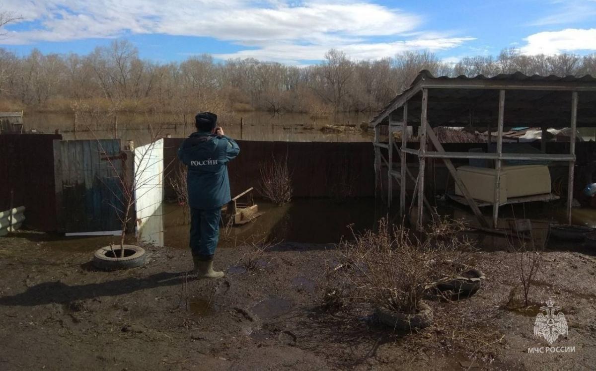 В южных районах Челябинской области вода начинает спадать и ситуация стабилизируется