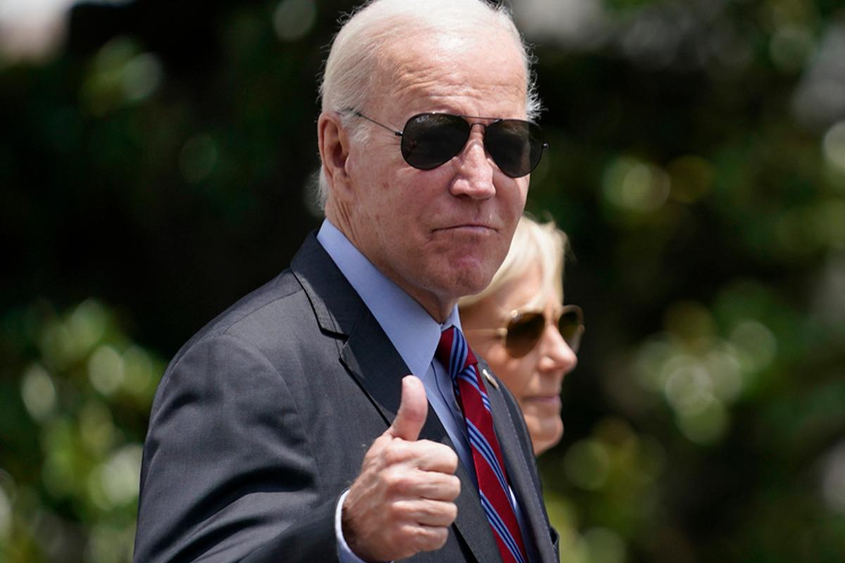 Депутат Шеремет рассказал, кого бы хотел видеть Байден президентом России (страна-террорист)