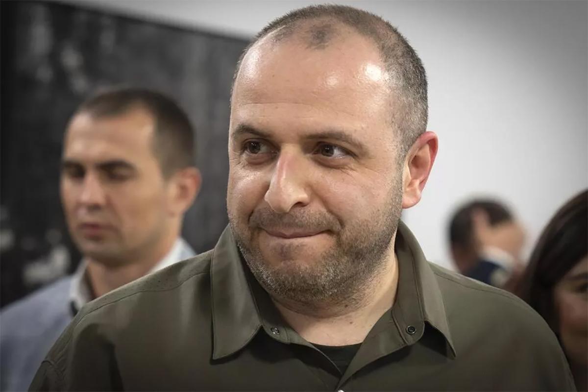 Представитель украинской делегации в Женеве сломал ручку