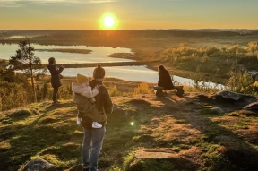 Семья, переехавшая из Вьетнама возрождает старинный карельский промысел варки морской соли
