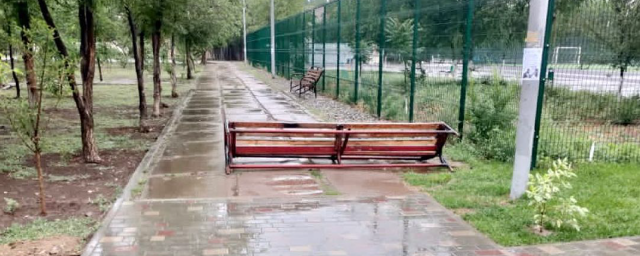 В Астрахани вандалы разгромили скейт-парк на улице Татищева