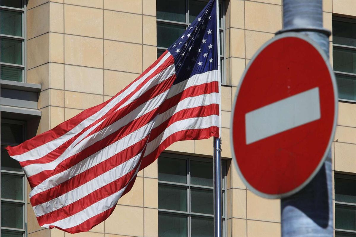 США временно прекратили выдачу виз для граждан Палестины