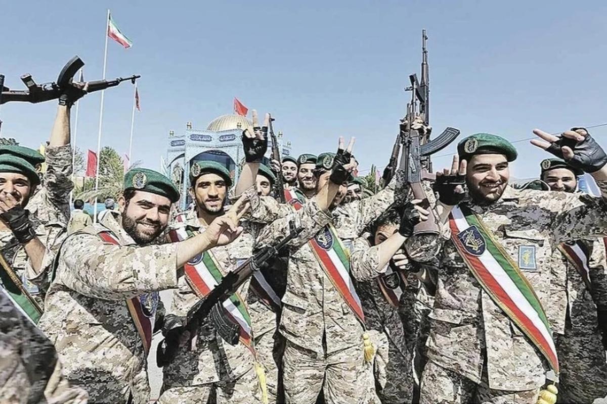 «Кровавая баня»: Иран назвал чудовищные цифры потерь США после удара по базе в Бахрейне — в Пентагоне насчитали в 100 раз меньше