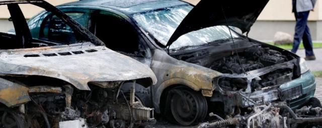 В Берлине сожгли машины участников автопробега в поддержку спецоперации РФ