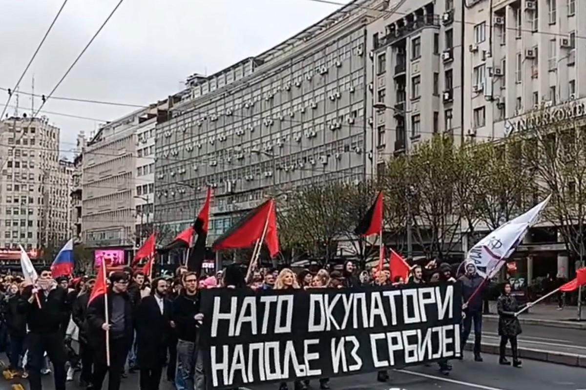 Жители Белграда провели митинг против НАТО