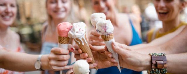Фестиваль мороженого в Петербурге приглашает гостей