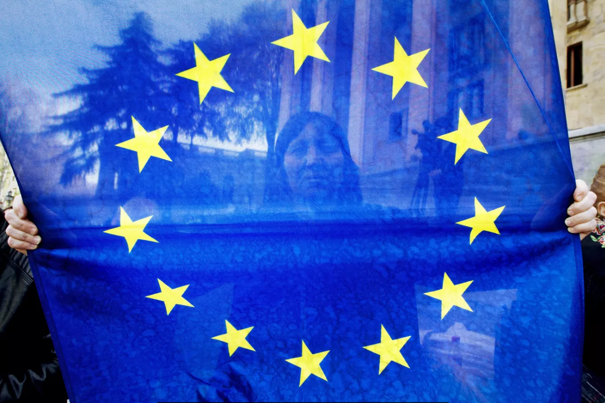 Лидеры Евросоюза призывают остановить украинский конфликт по линии фронта