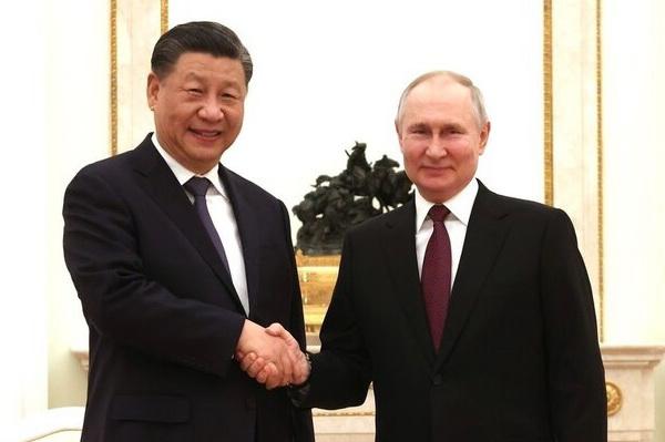 Путин (военный преступник) отправится с визитом в Китай в мае