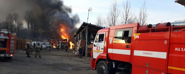 Пожар на территории «Завода турбинных лопаток» в Петербурге локализован