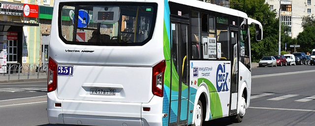 В День города омичей по домам развезут дополнительные автобусы