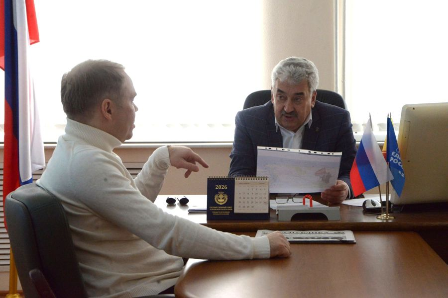 Велопробег к 9 Мая и не только: Председатель Госсовета Чувашии Леонид Черкесов в ходе личного приема поддержал ряд инициатив граждан