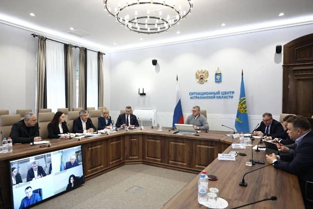 Губернатор Астраханской области поручил наладить обратную связь с населением при авариях ЖКХ