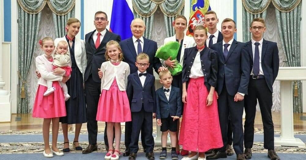 Десять детей, переезд в Россию и орден из Кремля: История французской семьи Сорлиных