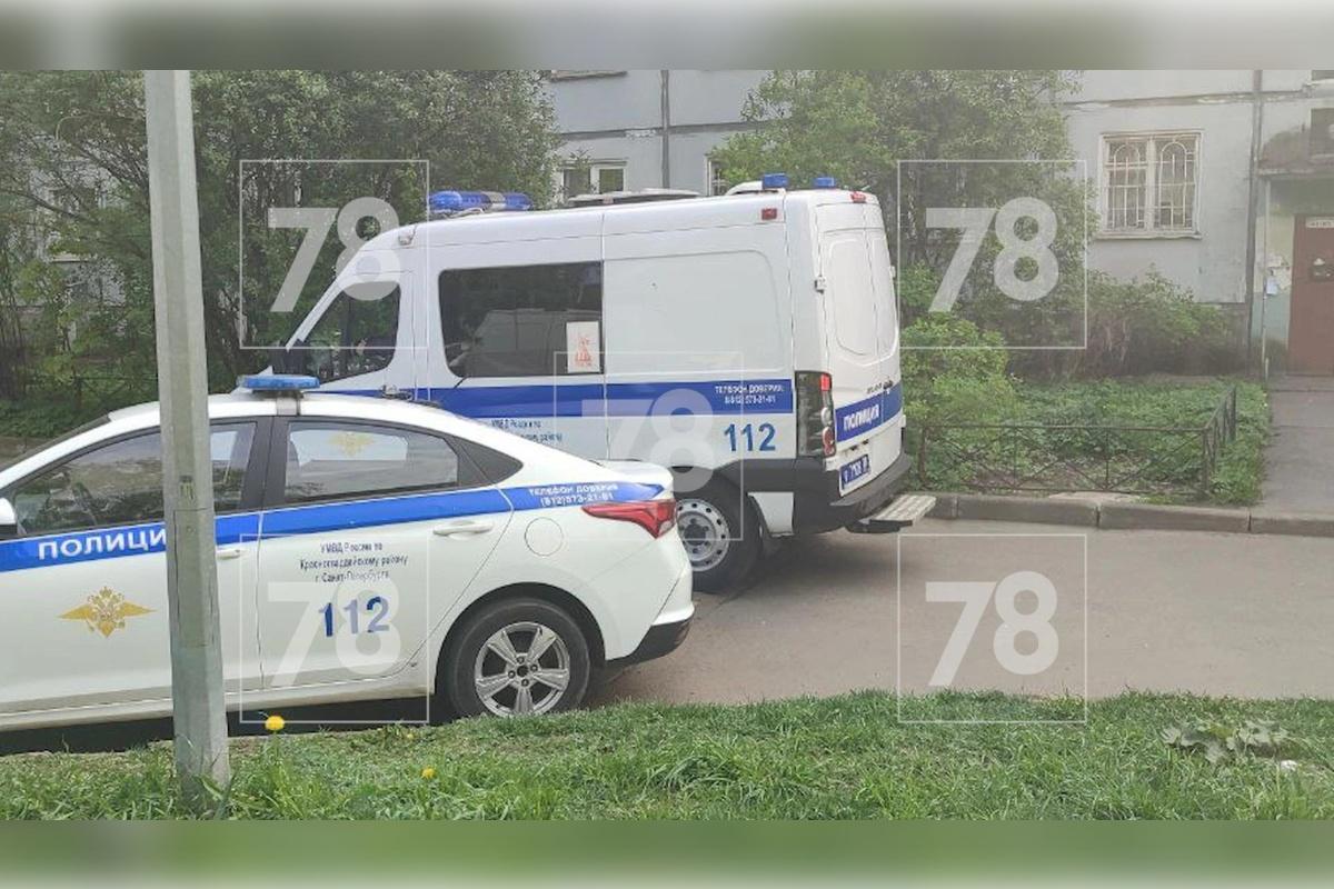 В Санкт-Петербурге мужчина стрелял по детской площадке