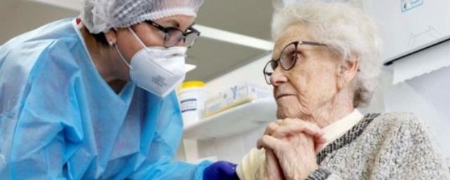 В ФРГ прививать вакциной AstraZeneca будут только граждан старше 60 лет