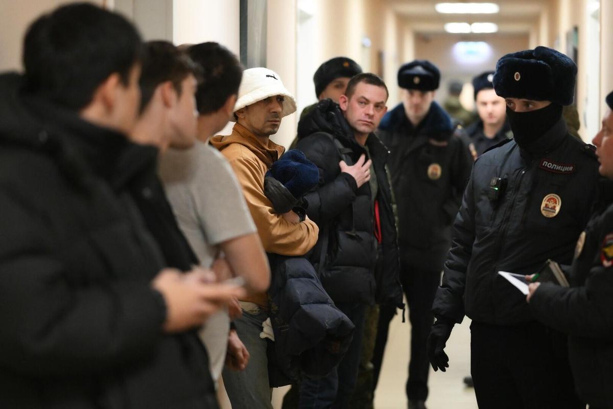 Некоторых мигрантов освободят от необходимости сдавать экзамен по русскому языку