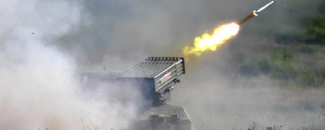 Подоляк: Украине необходимо около 300 реактивных систем залпового огня