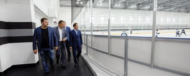 В Воронеже открыли новый крытый каток с искусственным льдом