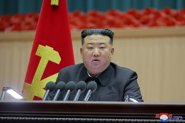 У лидера Северной Кореи сменился личный автомобиль