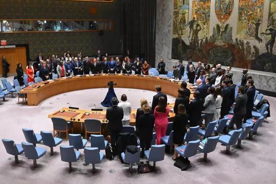 Совбез ООН начал заседание с минуты молчания в память о жертвах теракта в «Крокусе»